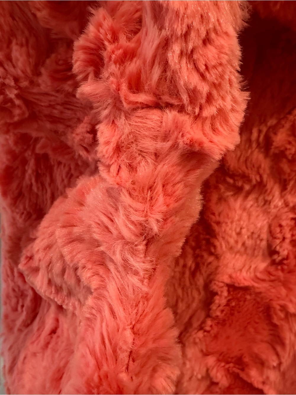 Ivy Jane Coral Hue Shaggy Faux Fur Pullover Top Size M/L Oversized - Picture 9 of 16